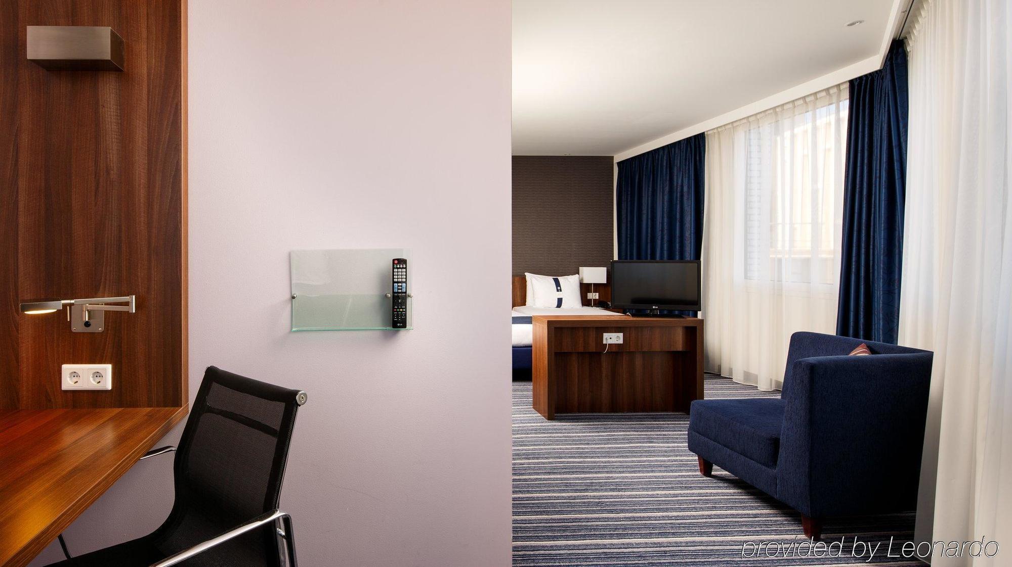 Hotel Express By Ihg