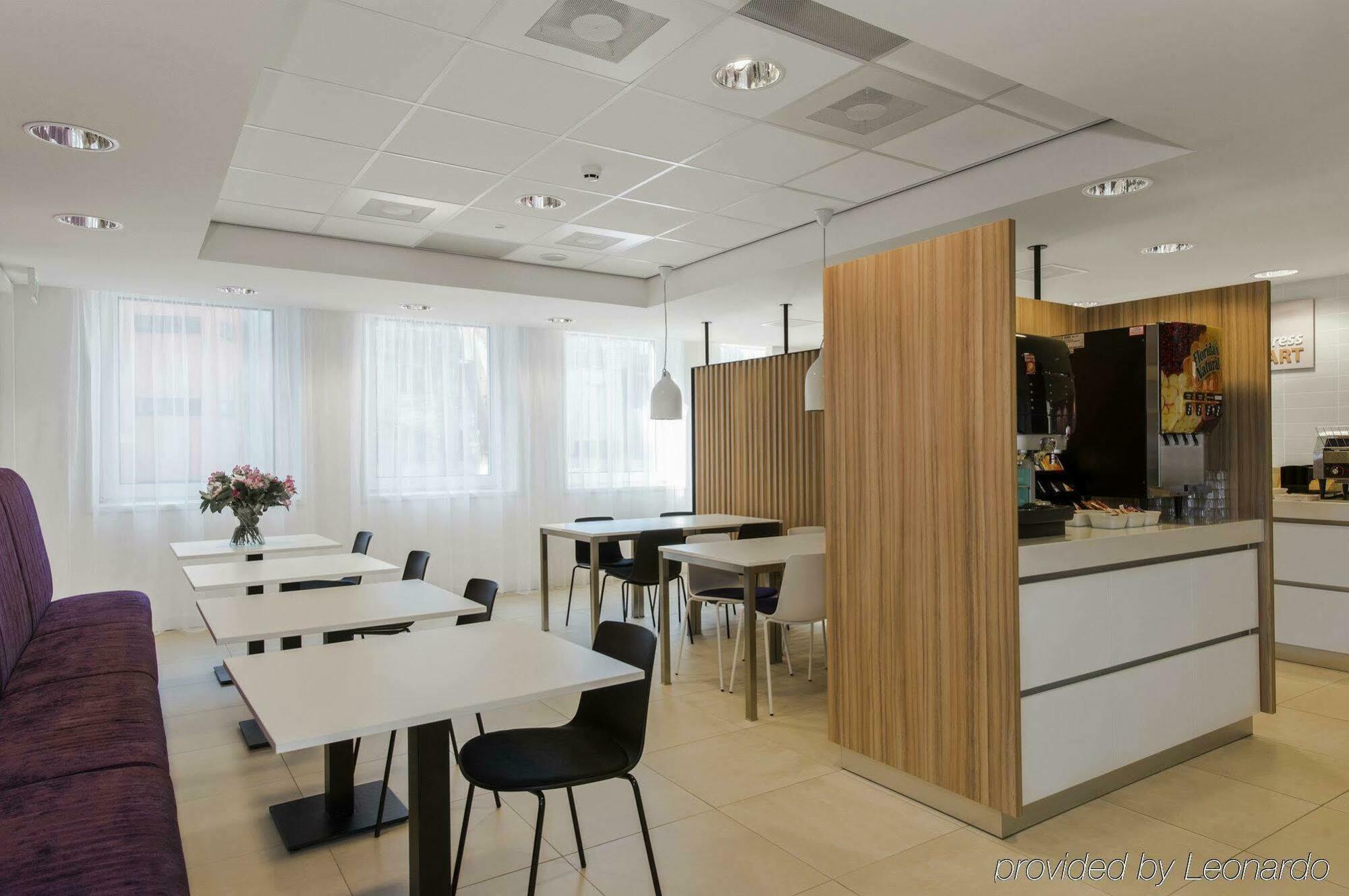 Hotel Express By Ihg